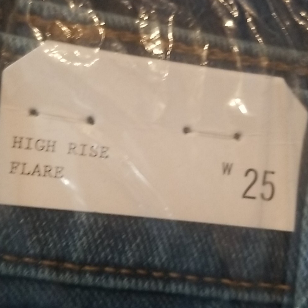 WRANGLER MODERN WOMEN'S HIGH RISE BUTTON FLARE JEA - Picture 12 of 12